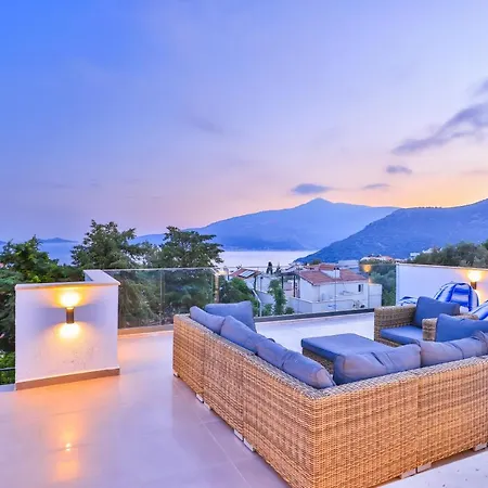 Villa Roxy 3 Bedroom With One Of The Unique Gardens In Kalkan