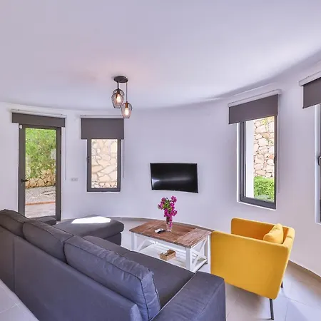 Roxy 3 Bedroom With One Of The Unique Gardens In Villa *