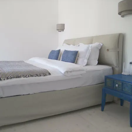 Roxy 3 Bedroom With One Of The Unique Gardens In Villa *