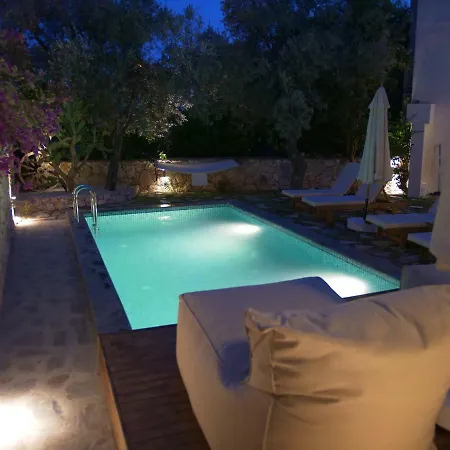 Roxy 3 Bedroom With One Of The Unique Gardens In Kalkan