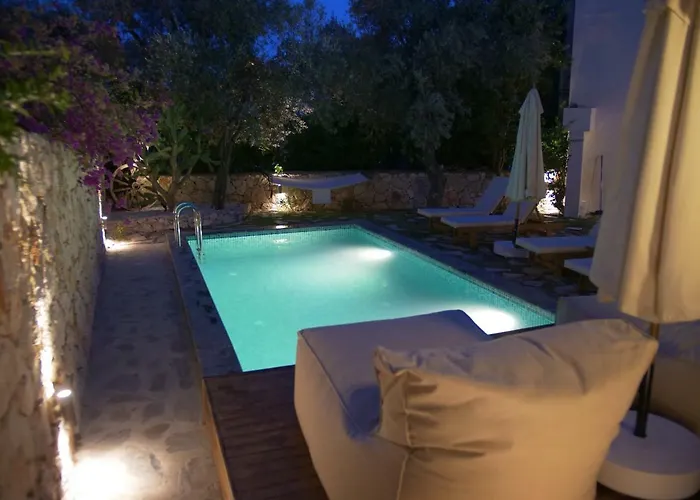 Roxy 3 Bedroom With One Of The Unique Gardens In Kalkan