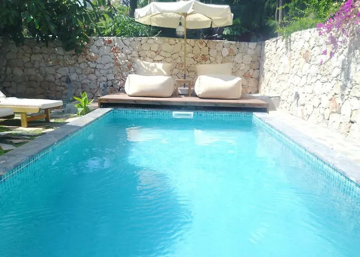 Roxy 3 Bedroom With One Of The Unique Gardens In Villa Kalkan