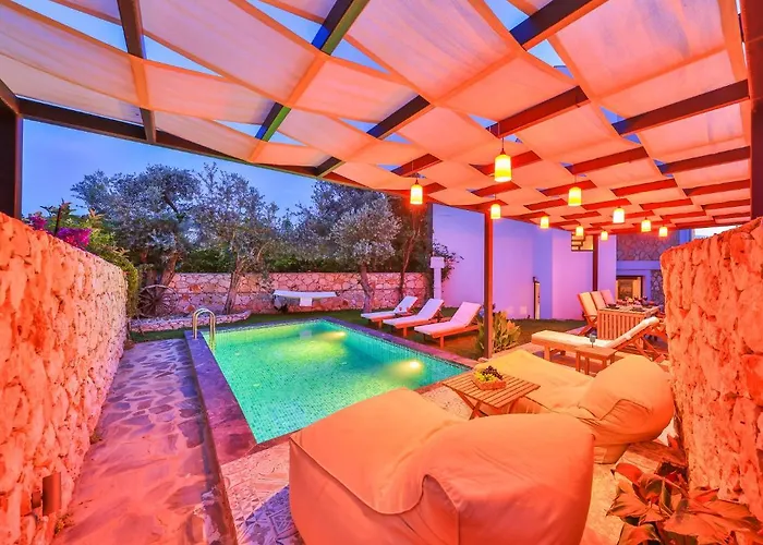 Roxy 3 Bedroom With One Of The Unique Gardens In * Kalkan